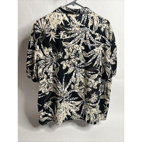 Erika Women’s 1X Black/Ivory Floral Hawaiian Shrt Sleeve Cotton Blend Button Up - Picture 5 of 7